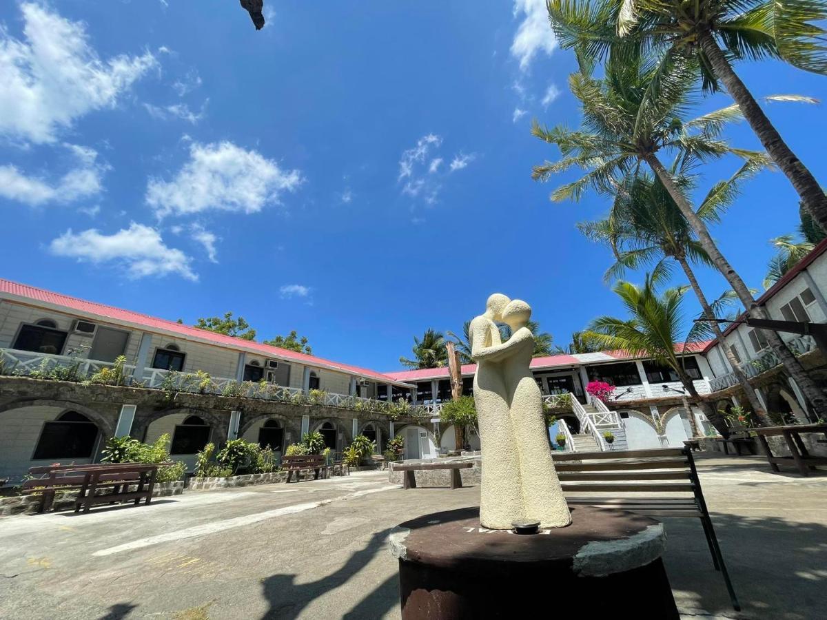 Sunbloom Beachfront Hotel And Restaurant Zambales Sinabacan エクステリア 写真